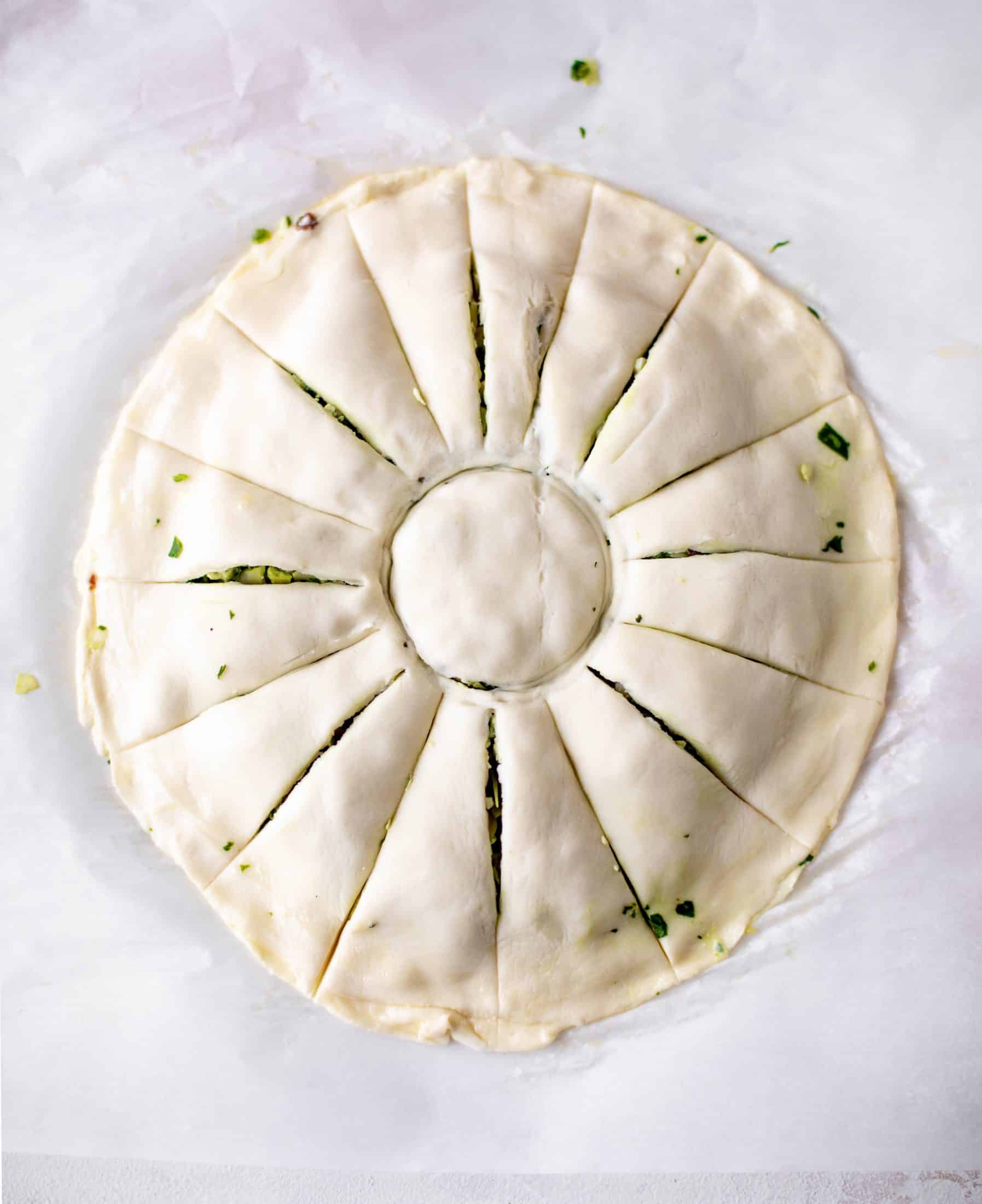 puff pastry filled with spinach artichoke