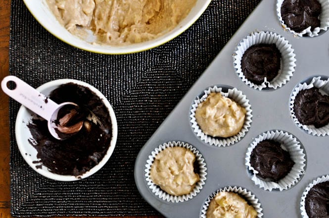 Brownie Banana Bread Cupcakes with Brown Sugar Frosting I howsweeteats.com Brownie Banana Bread Cupcakes with Brown Sugar Frosting I howsweeteats.com