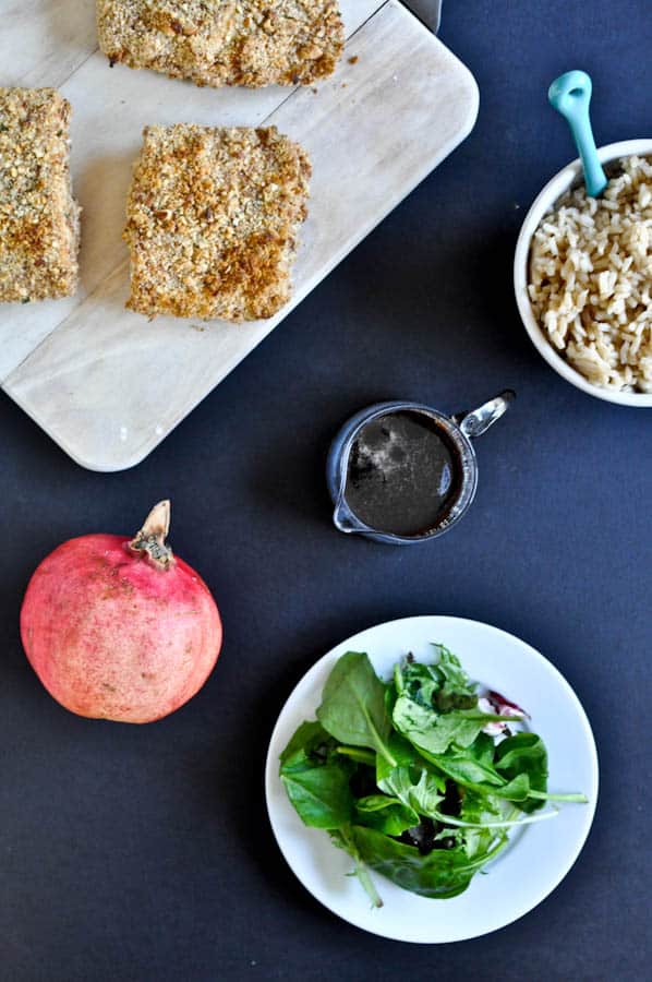 Roasted Almond Crusted Salmon with Pomegranate Glaze I howsweeteats.com Roasted Almond Crusted Salmon with Pomegranate Glaze I howsweeteats.com