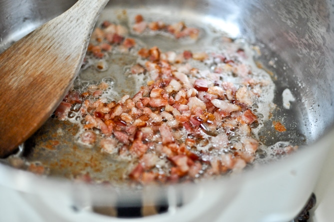Smoky White Bean Chicken Chili I howsweeteats.com Smoky White Bean Chicken Chili I howsweeteats.com