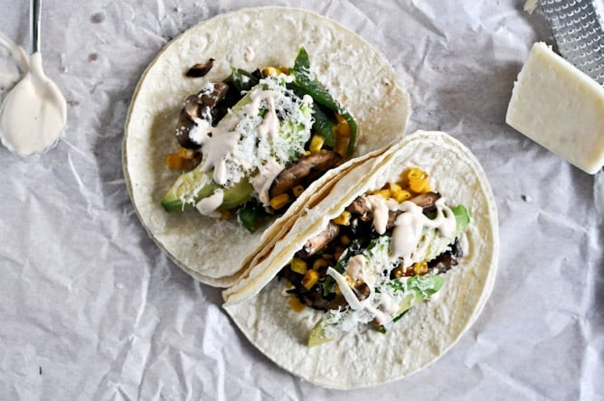 Grilled Corn, Mushroom + Roasted Poblano Tacos with Chipotle Crema I howsweeteats.com Grilled Corn, Mushroom + Roasted Poblano Tacos with Chipotle Crema I howsweeteats.com