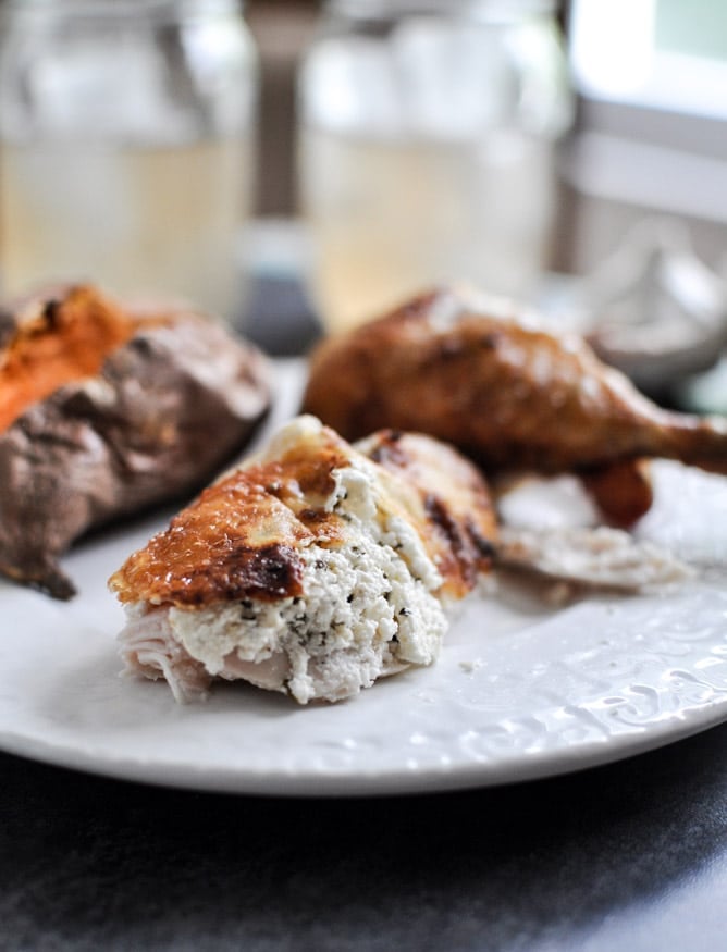 Goat Cheese Roasted Chicken I howsweeteats.com Goat Cheese Roasted Chicken I howsweeteats.com