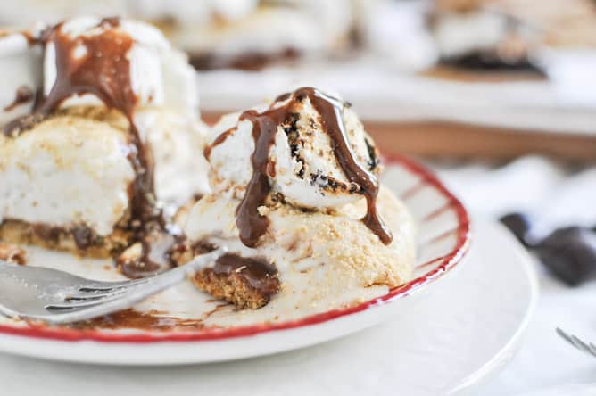 Gooey S'mores Ice Cream Cake I howsweeteats.com