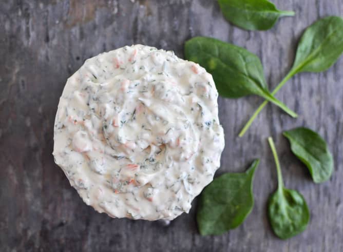 Spinach and Kale Greek Yogurt Dip I howsweeteats.com Spinach and Kale Greek Yogurt Dip I howsweeteats.com