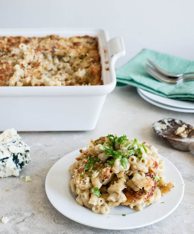 Blue Cheese Mac and Cheese I howsweeteats.com
