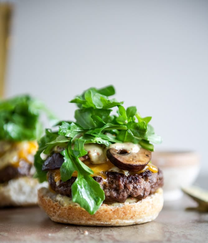 Cheeseburgers with Sautéed Mushrooms, Arugula and Dijon Aioli I howsweeteats.com