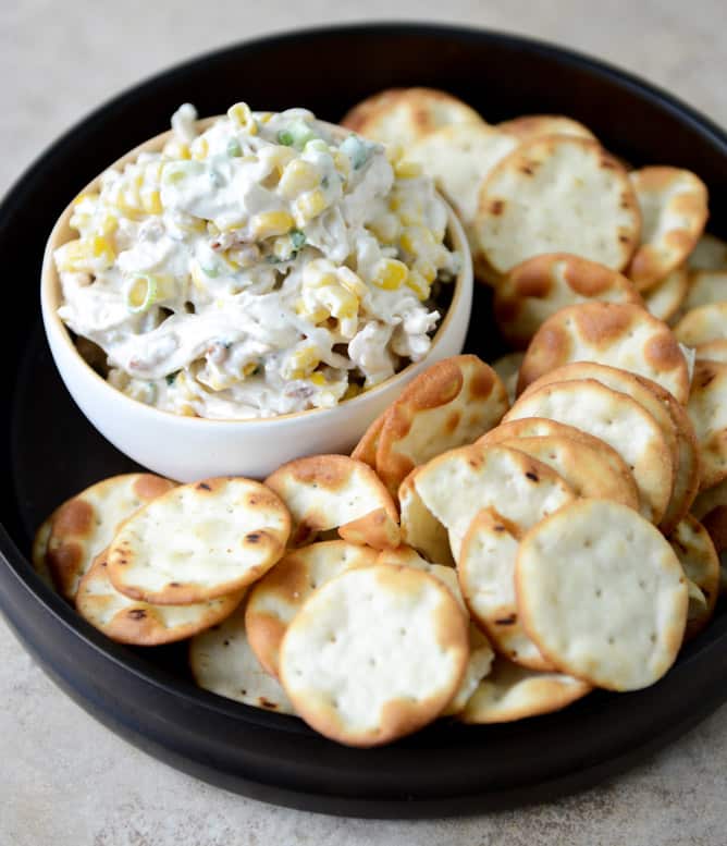 Sweet Corn, Bacon and Scallion Greek Yogurt Chicken Salad I howsweeteats.com