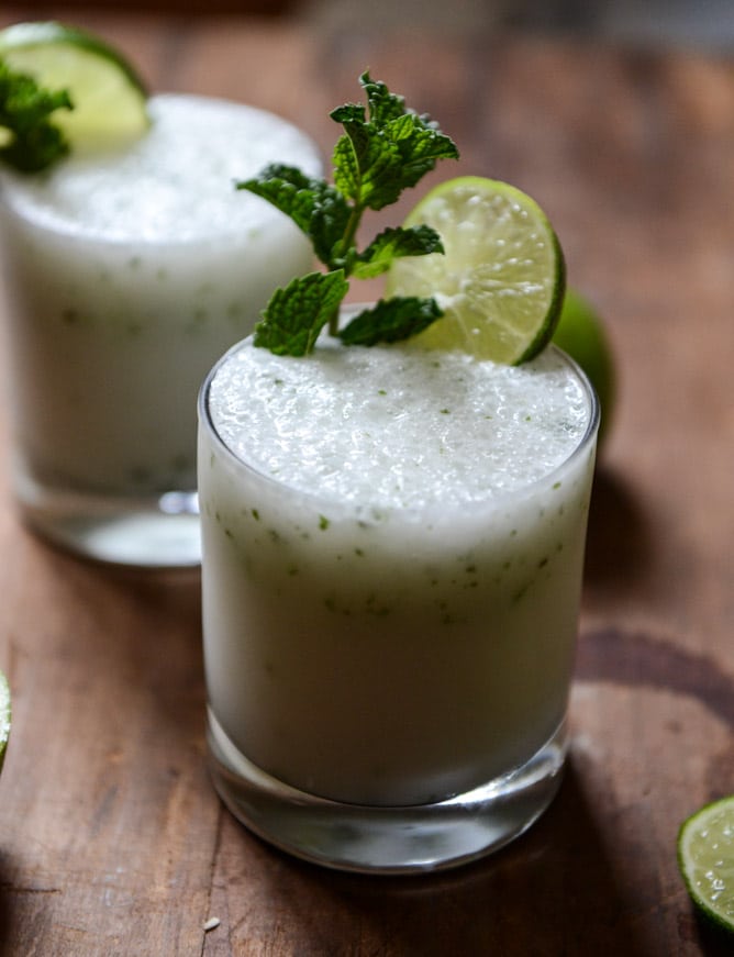 Frosty Coconut Mojitos I howsweeteats.com Frosty Coconut Mojitos I howsweeteats.com
