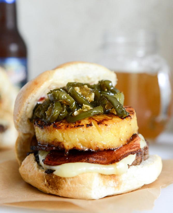bacon pineapple burgers with candied jalapeños and sweet chili mayo I howsweeteats.com