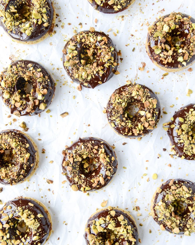 chocolate fudge pistachio cake donuts I howsweeteats.com