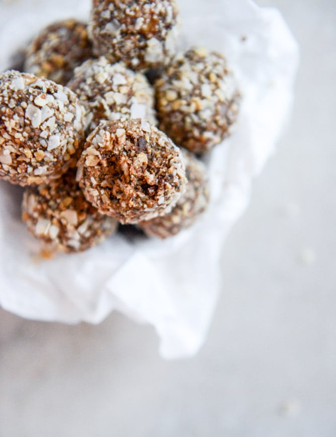 no bake almond joy snack bites I howsweeteats.com