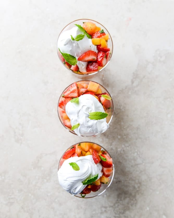 strawberry mango mint julep fruit salad with whipped marshmallow I howsweeteats.com