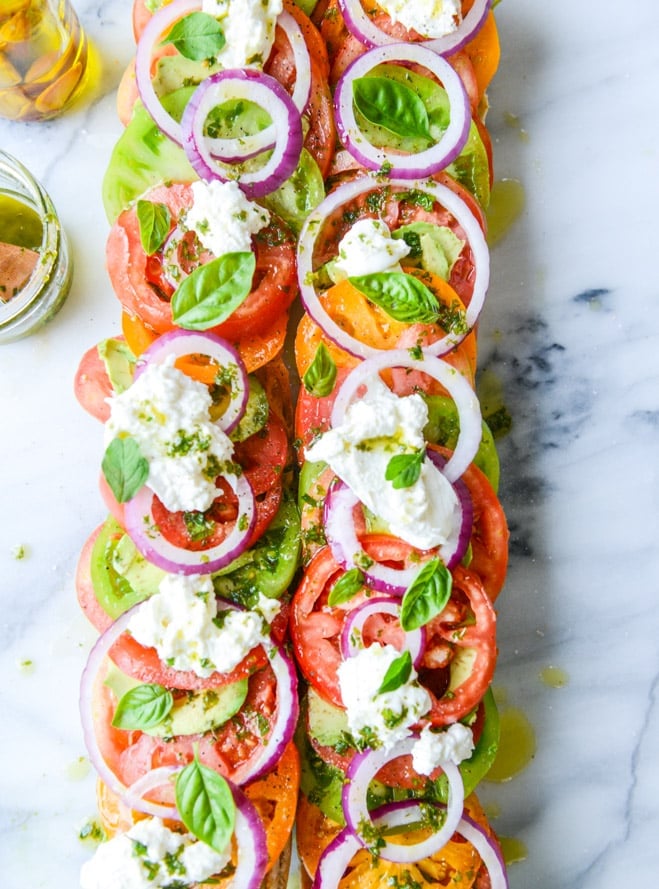 heirloom tomato, avocado and burrata grilled garlic toast I howsweeteats.com