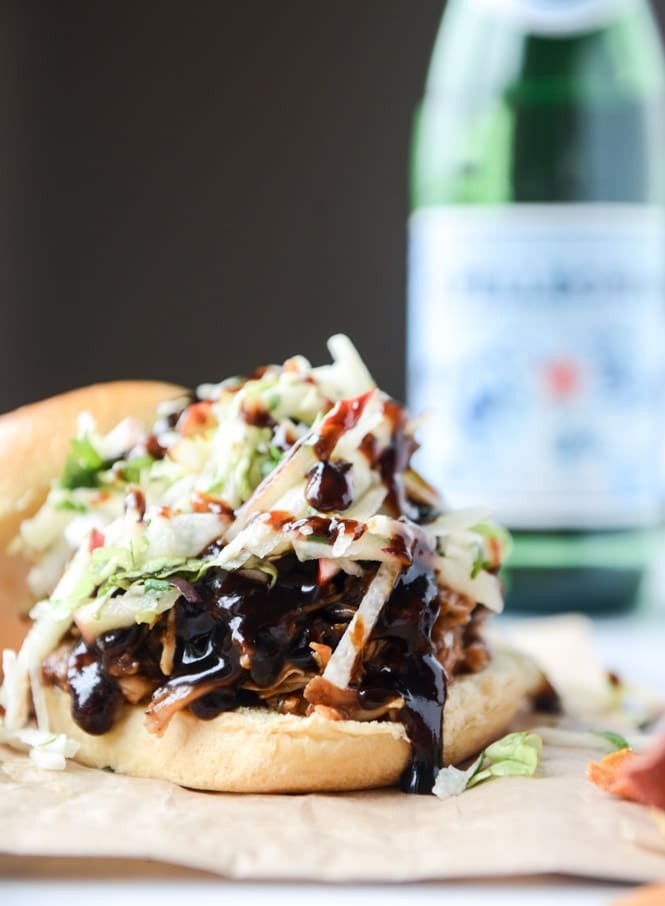 saucy chicken sandwiches with pomegranate bbq sauce and crunchy apple slaw I howsweeteats.com