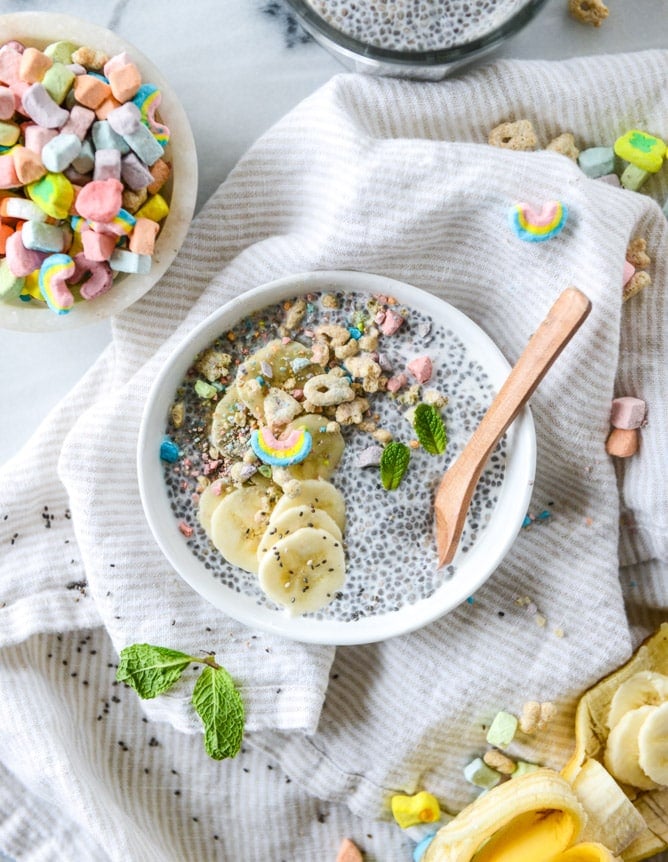 cereal milk chia pudding with lucky charms crumbs I howsweeteats.com