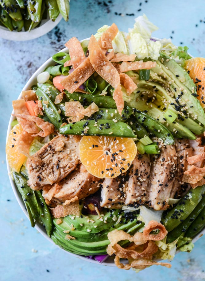 chinese chicken salad with sesame garlic dressing I howsweeteats.com
