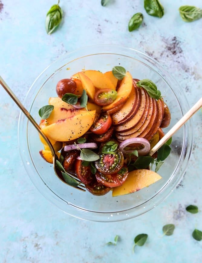 marinated tomato peach salad with herb butter toast I howsweeteats.com