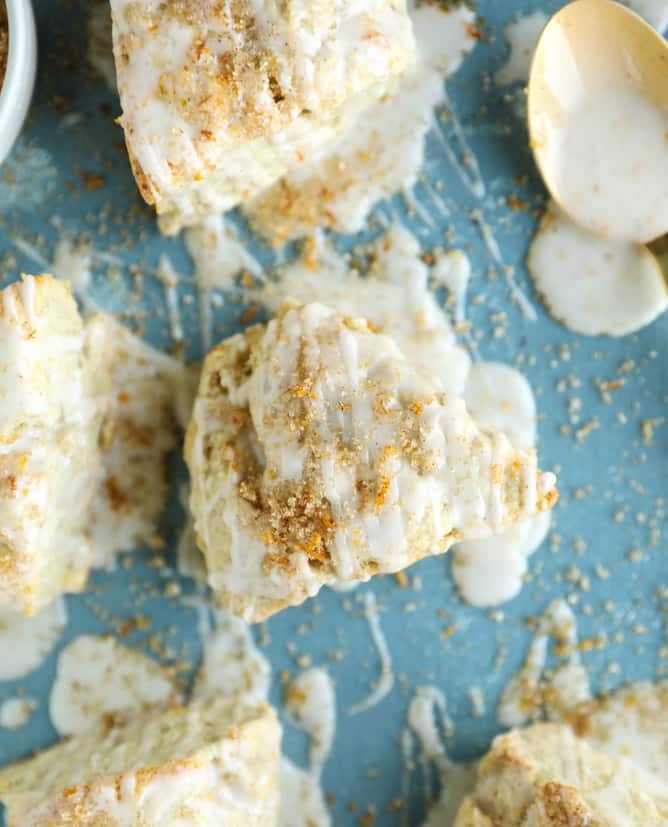 mini cinnamon orange scones I howsweeteats.com 