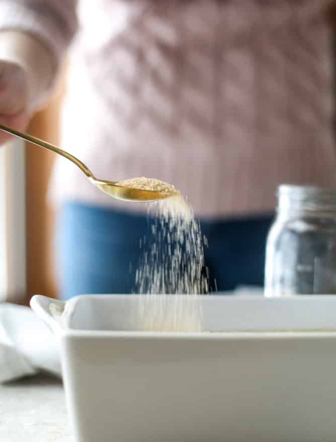 banana bread with espresso glaze I howsweeteats.com