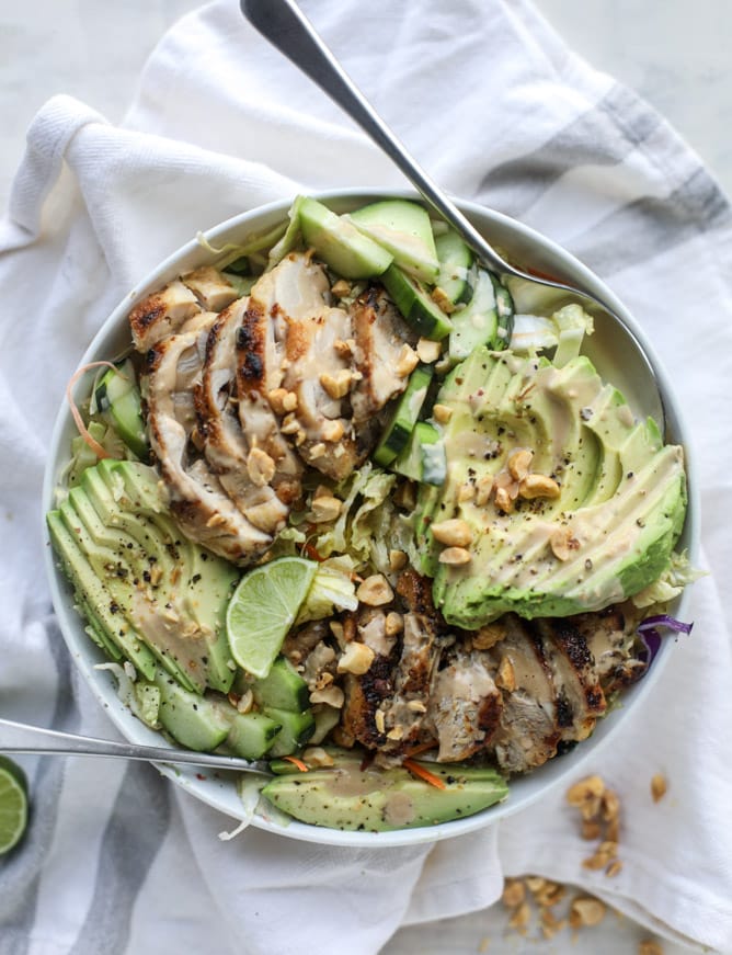 chicken avocado salad with peanut dressing I howsweeteats.com