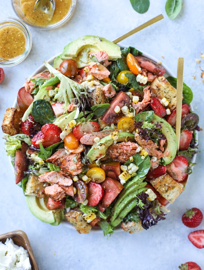 salmon strawberry panzanella salad I howsweeteats.com