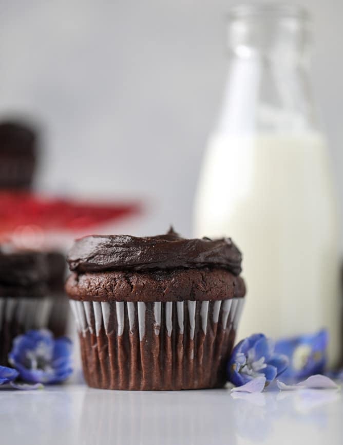 chocolate zucchini cupcakes with avocado frosting I howsweeteats.com 