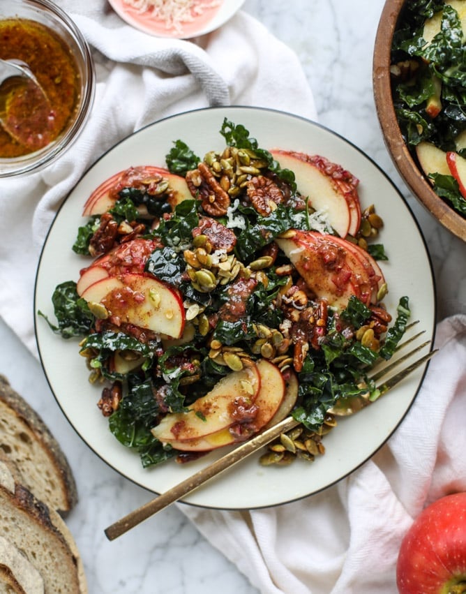 harvest honeycrisp kale salad I howsweeteats.com