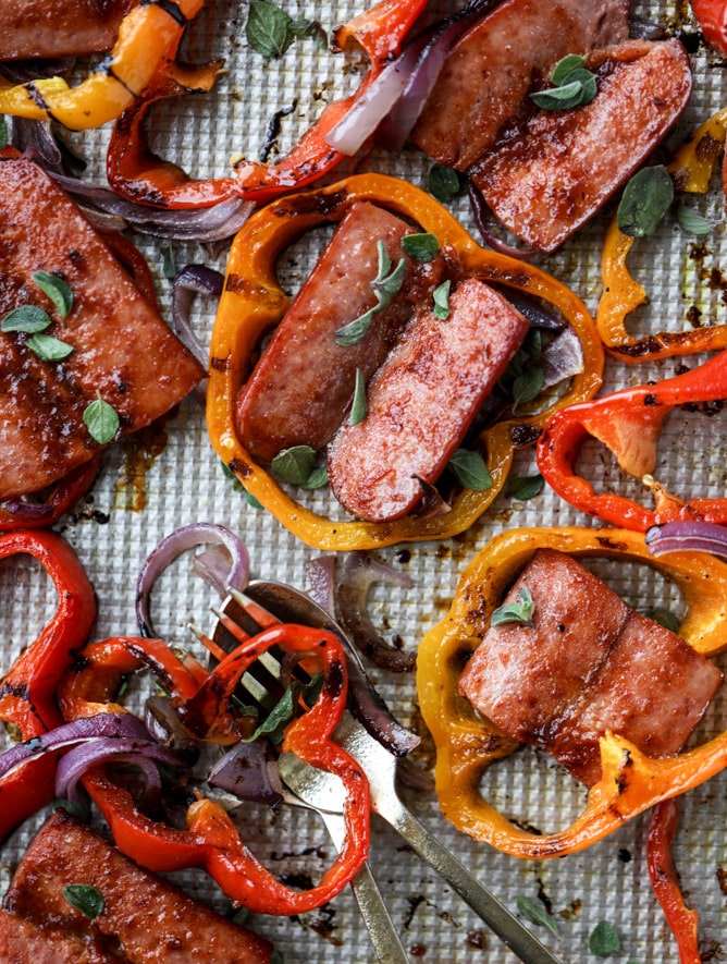 sheet pan smoked sausage and peppers I howsweeteats.com #sheetpan #smoked #sausage #turkey #healthy
