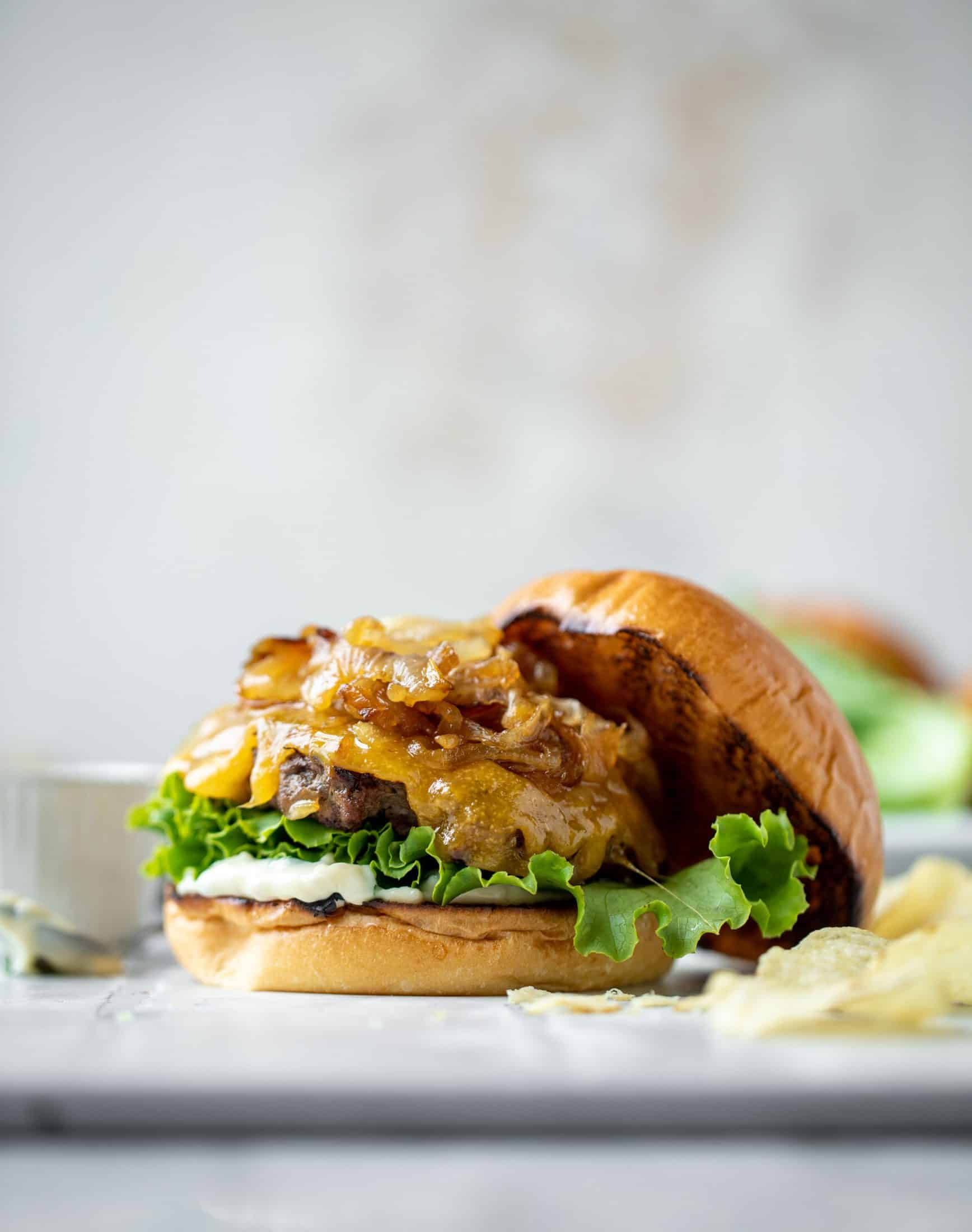 caramelized onion smash burger