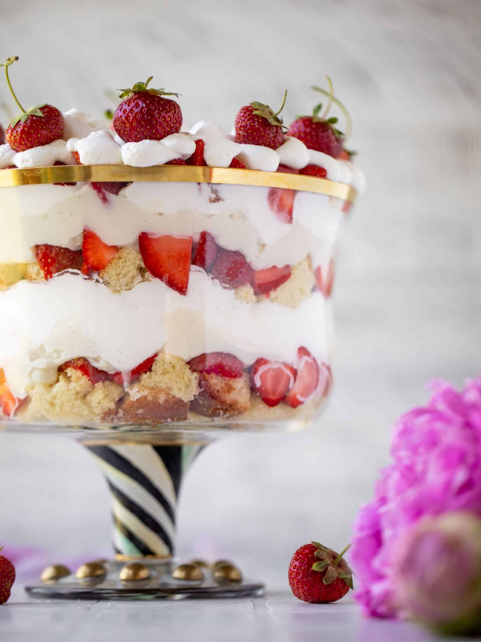 strawberry shortcake trifle