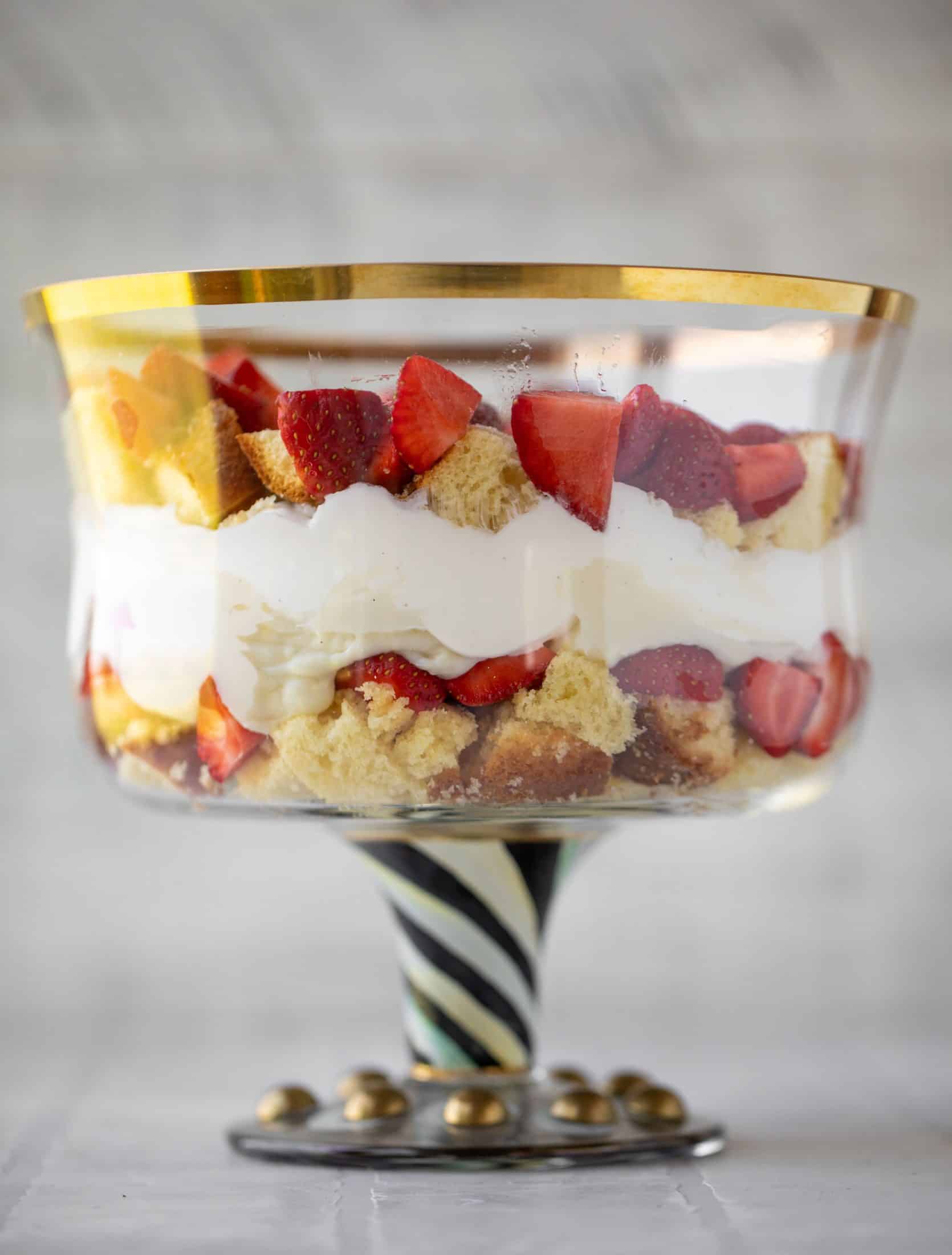 strawberry shortcake trifle