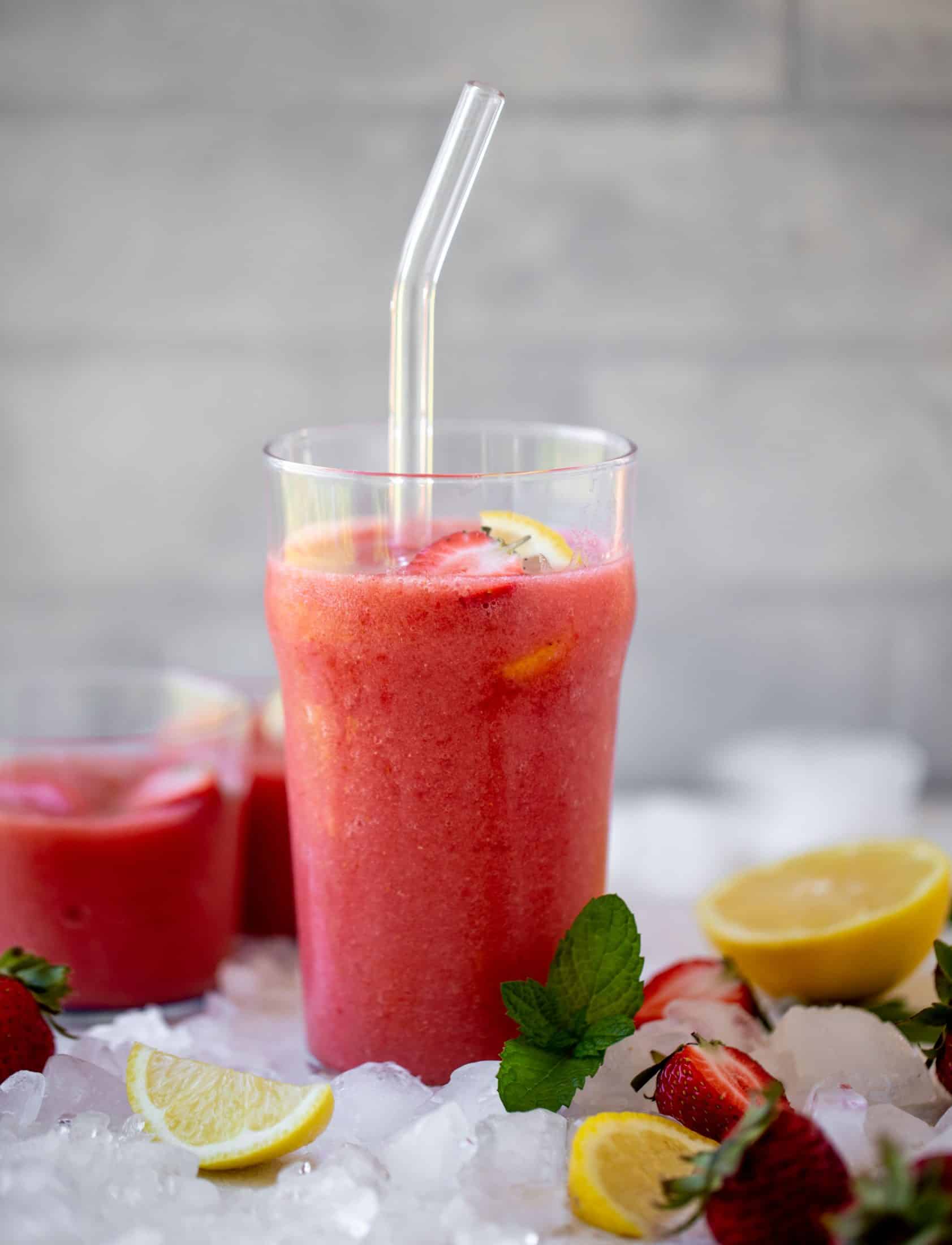 2 ingredient frozen strawberry lemonade