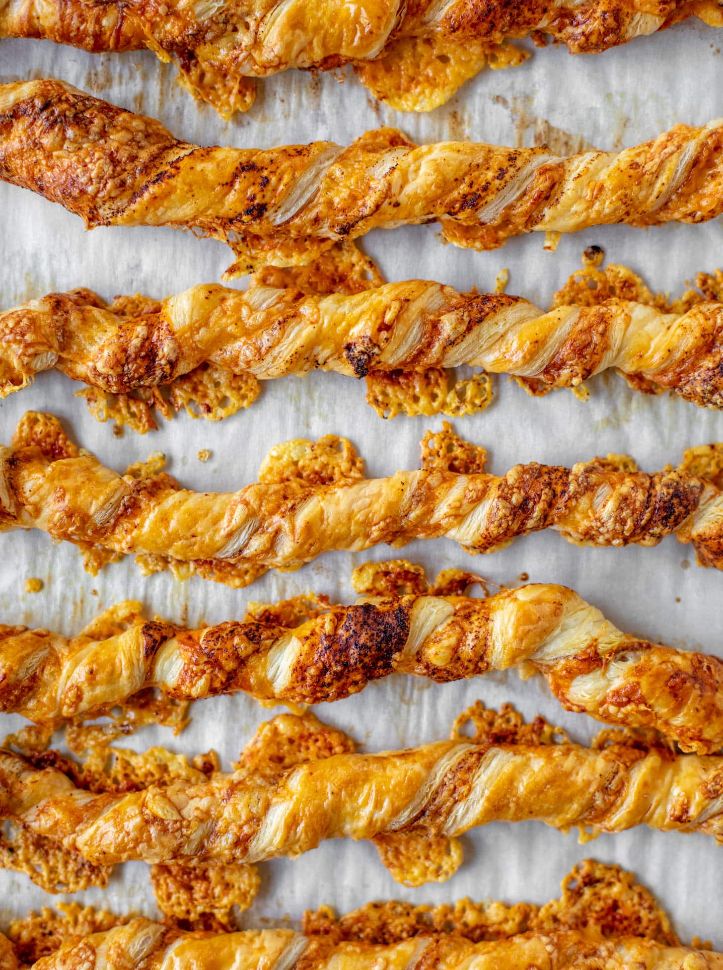 smoky cheddar twists