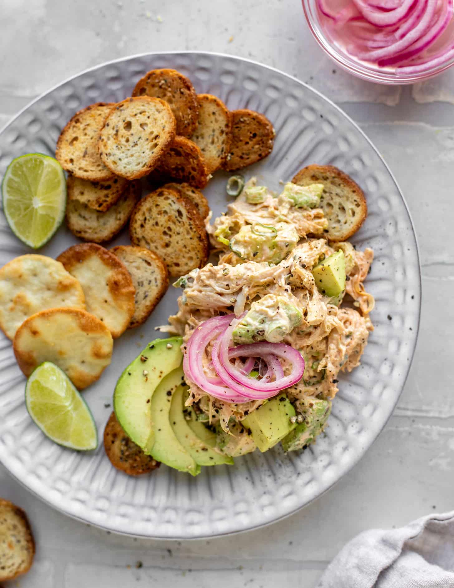 avocado chicken salad with crackers