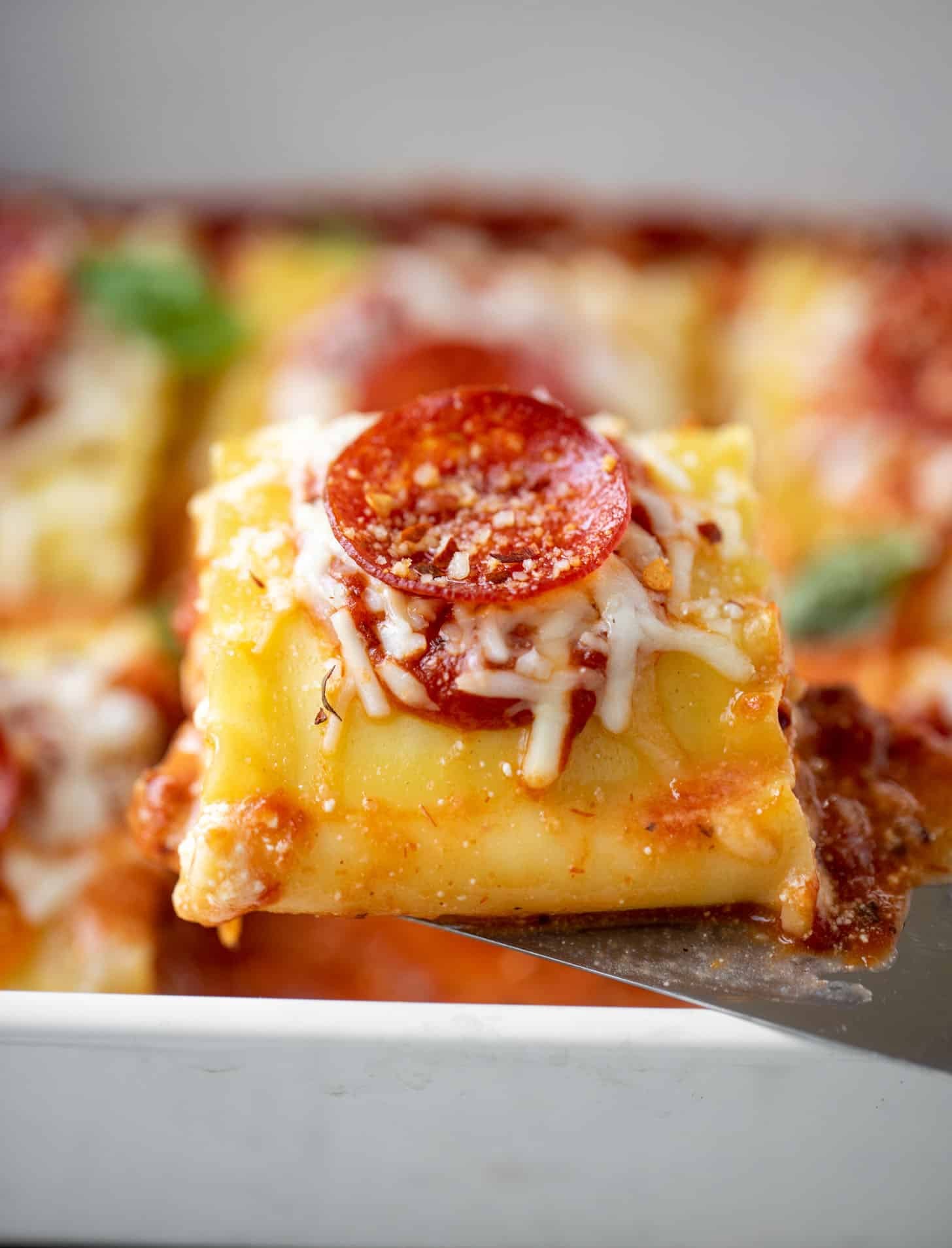 pepperoni pizza lasagna roll ups