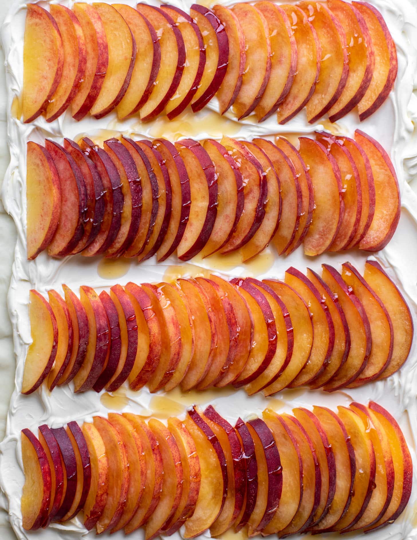puff pastry with mascarpone and peaches