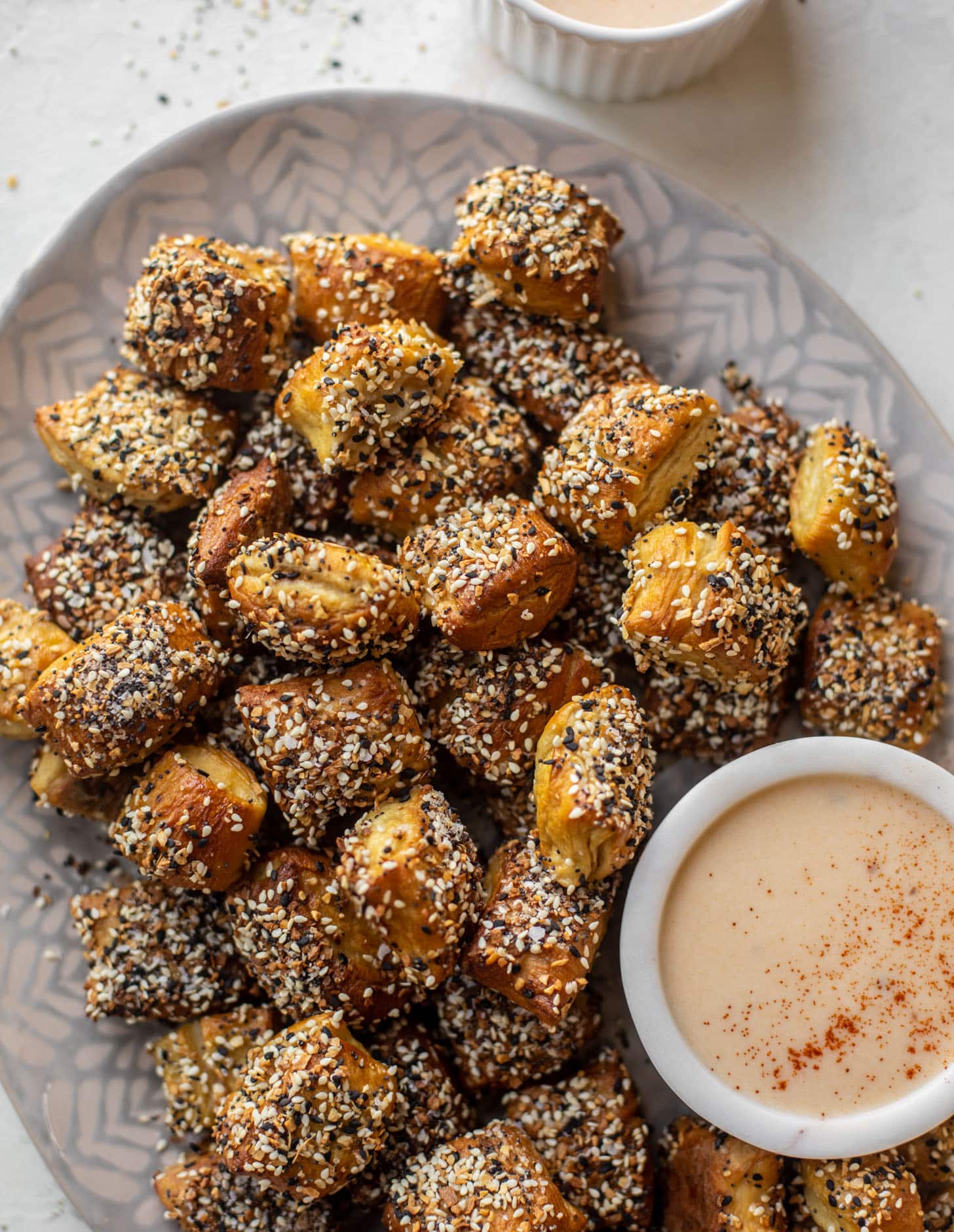 everything soft pretzel bites with chipotle beer cheese