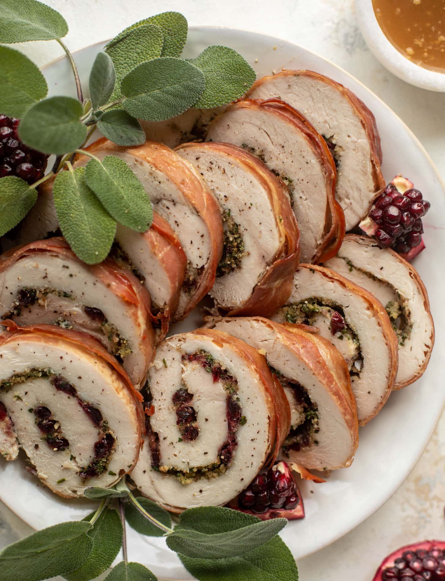 prosciutto wrapped stuffed turkey breast