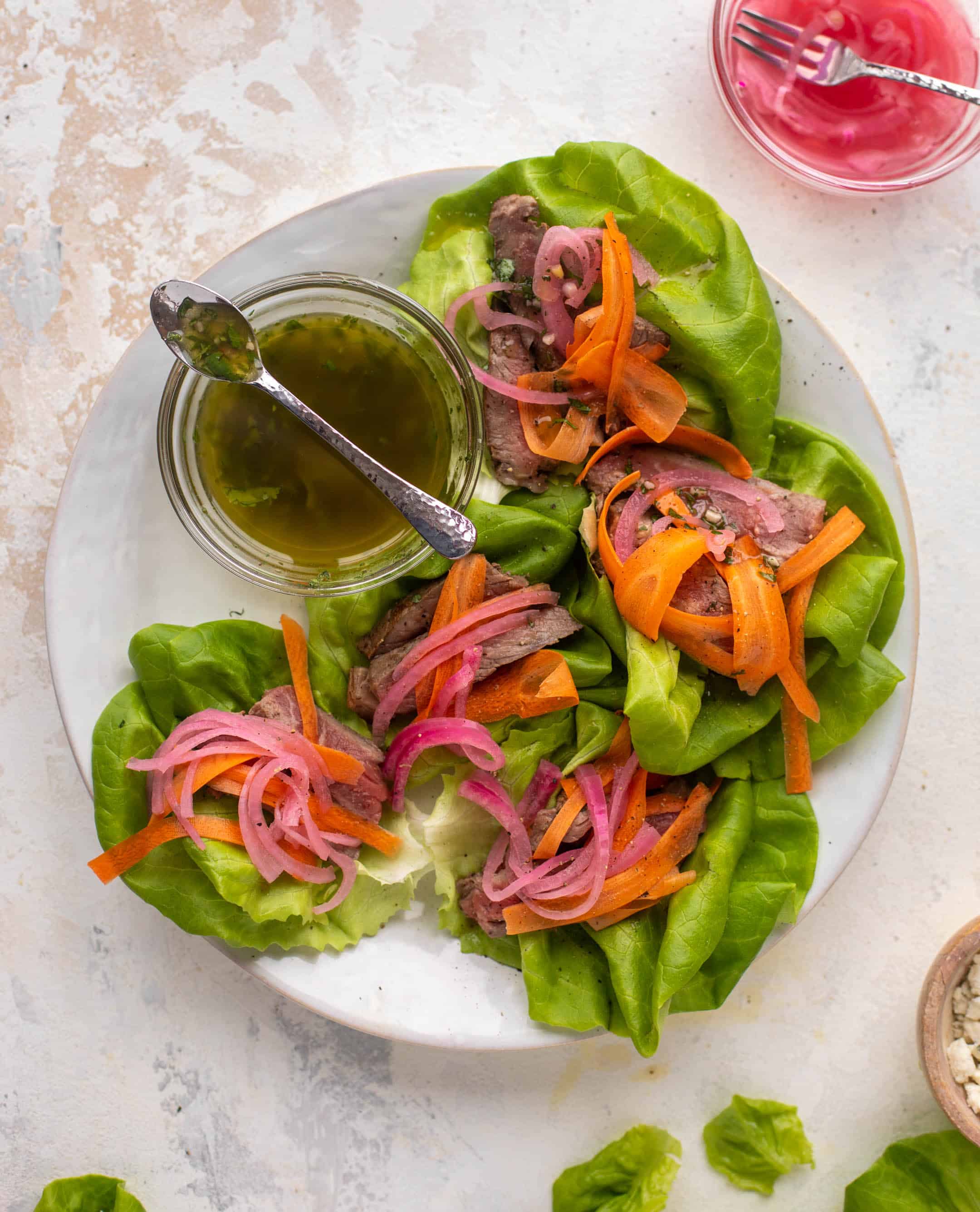 gorgonzola steak lettuce wraps
