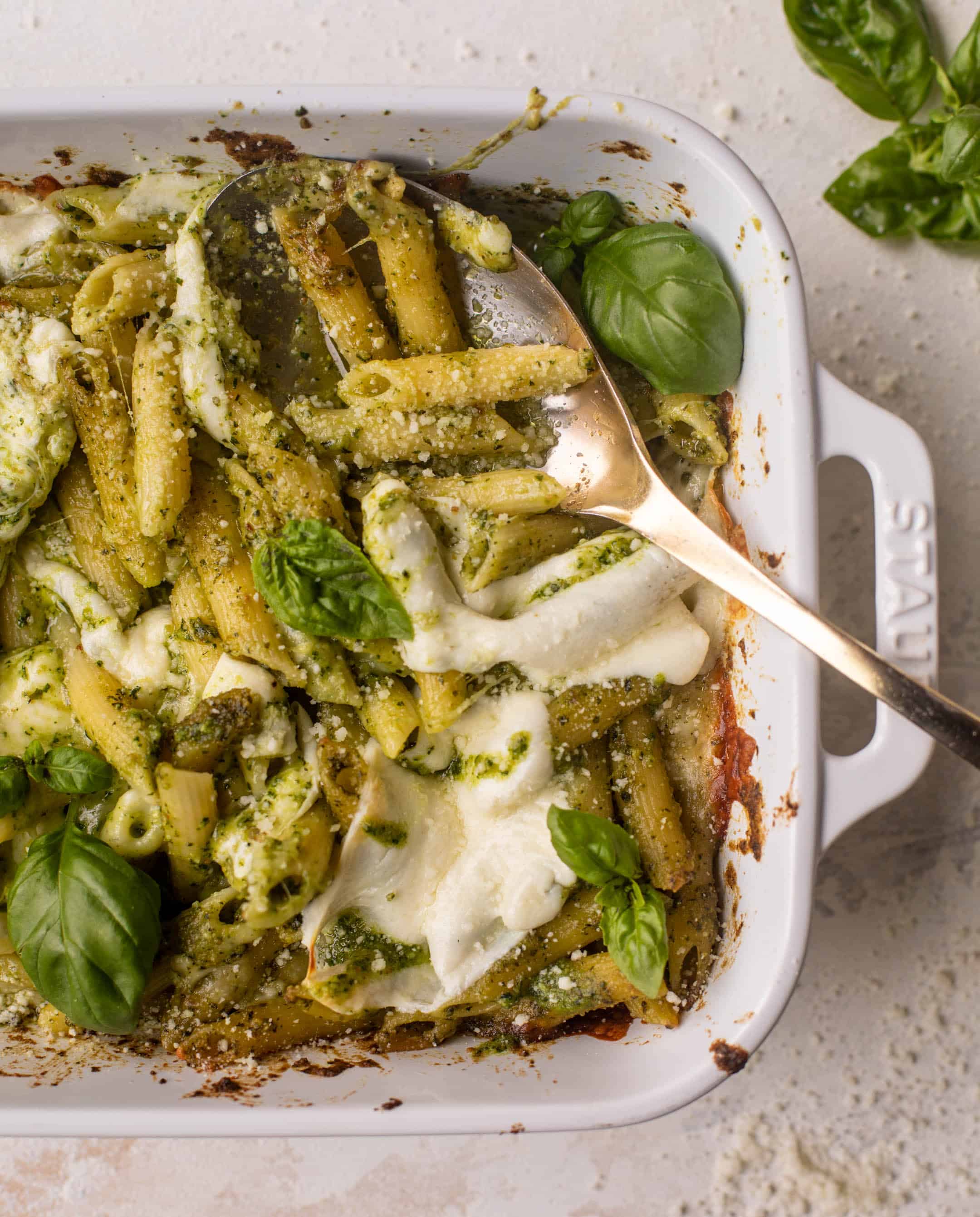 cheesy baked pesto pasta