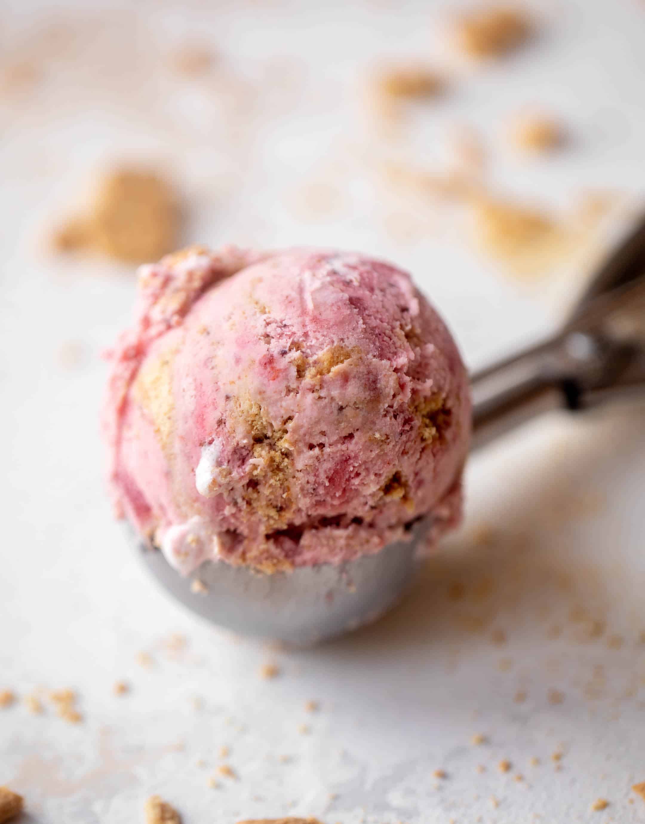 strawberry marshmallow pie ice cream