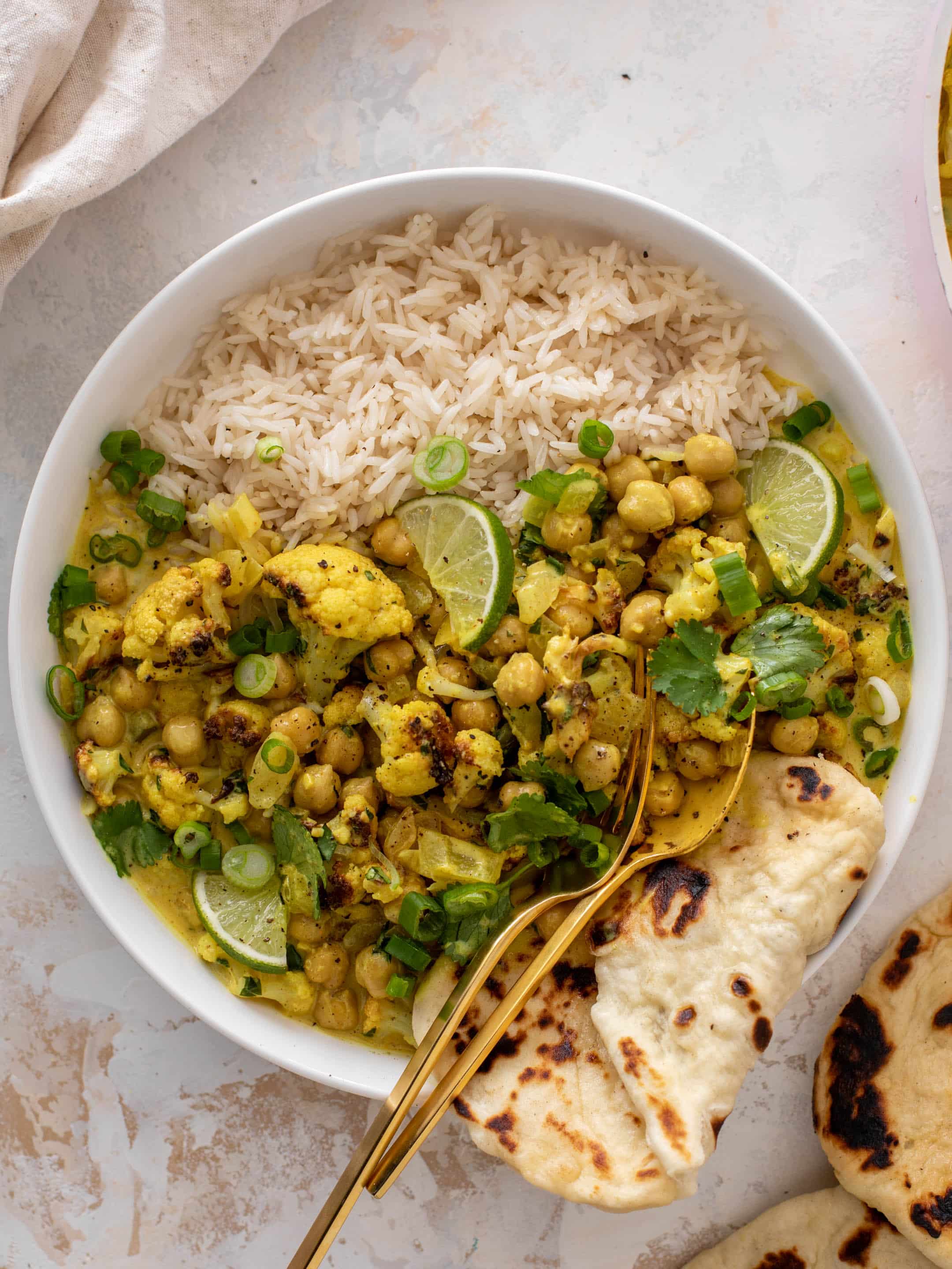 cozy cauliflower chickpea curry