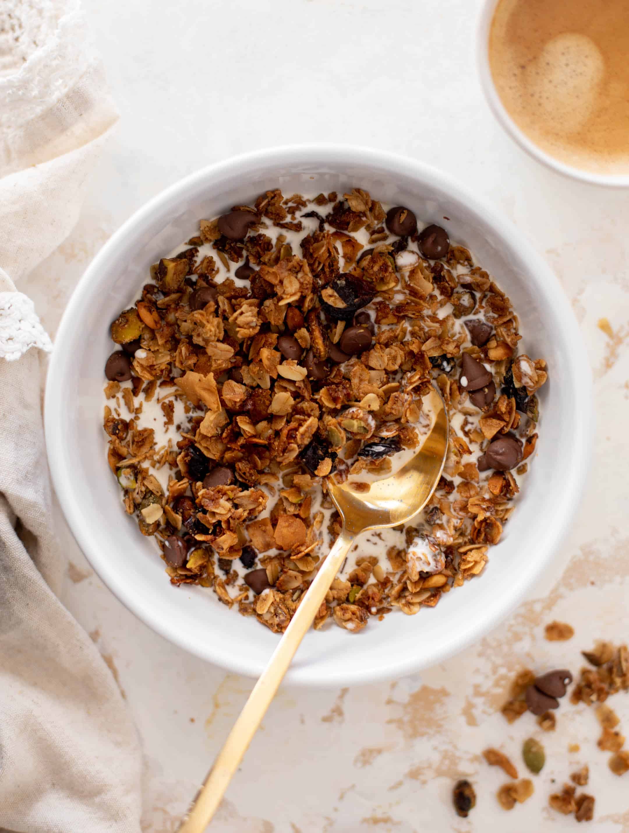 brown butter pistachio cookie granola
