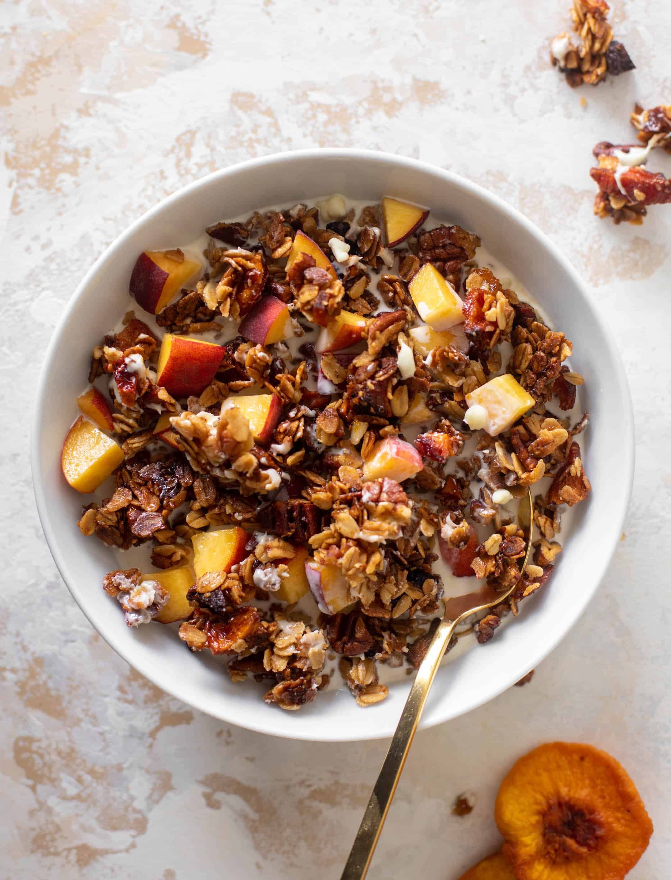 peach cobbler granola