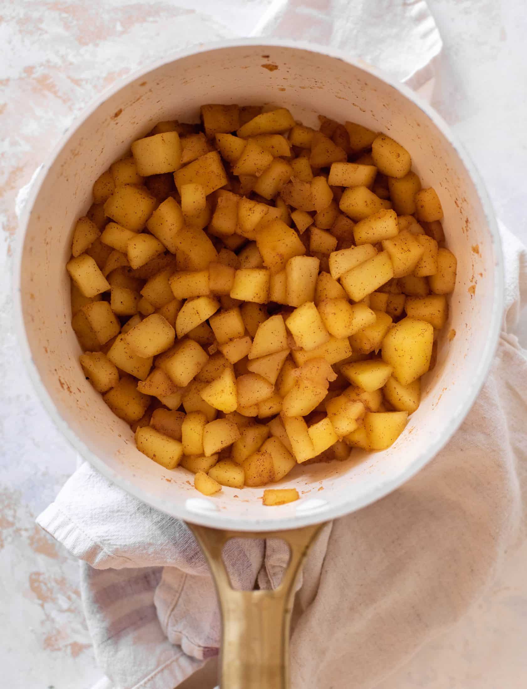 apple pie cobbler bars