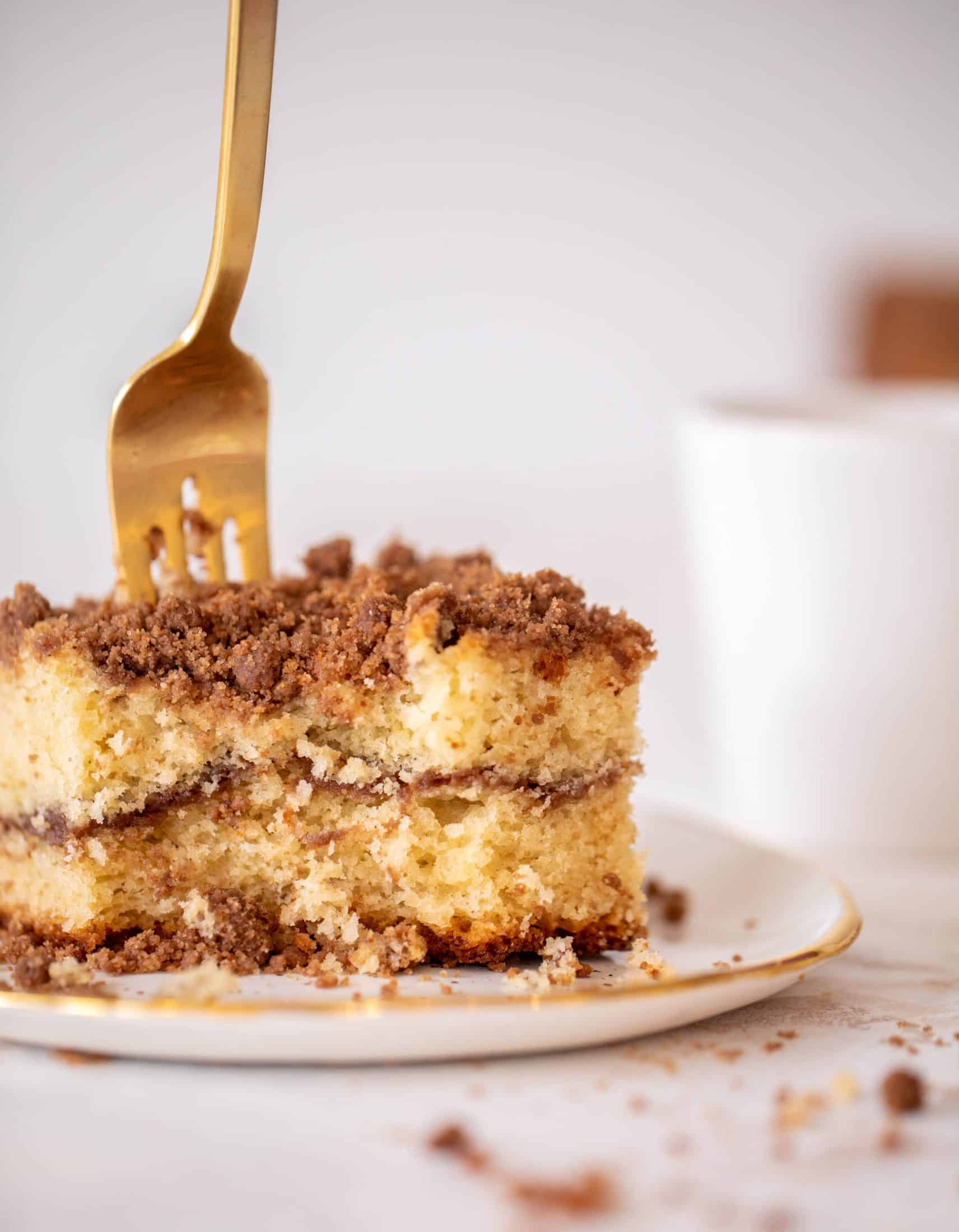 greek yogurt coffee cake