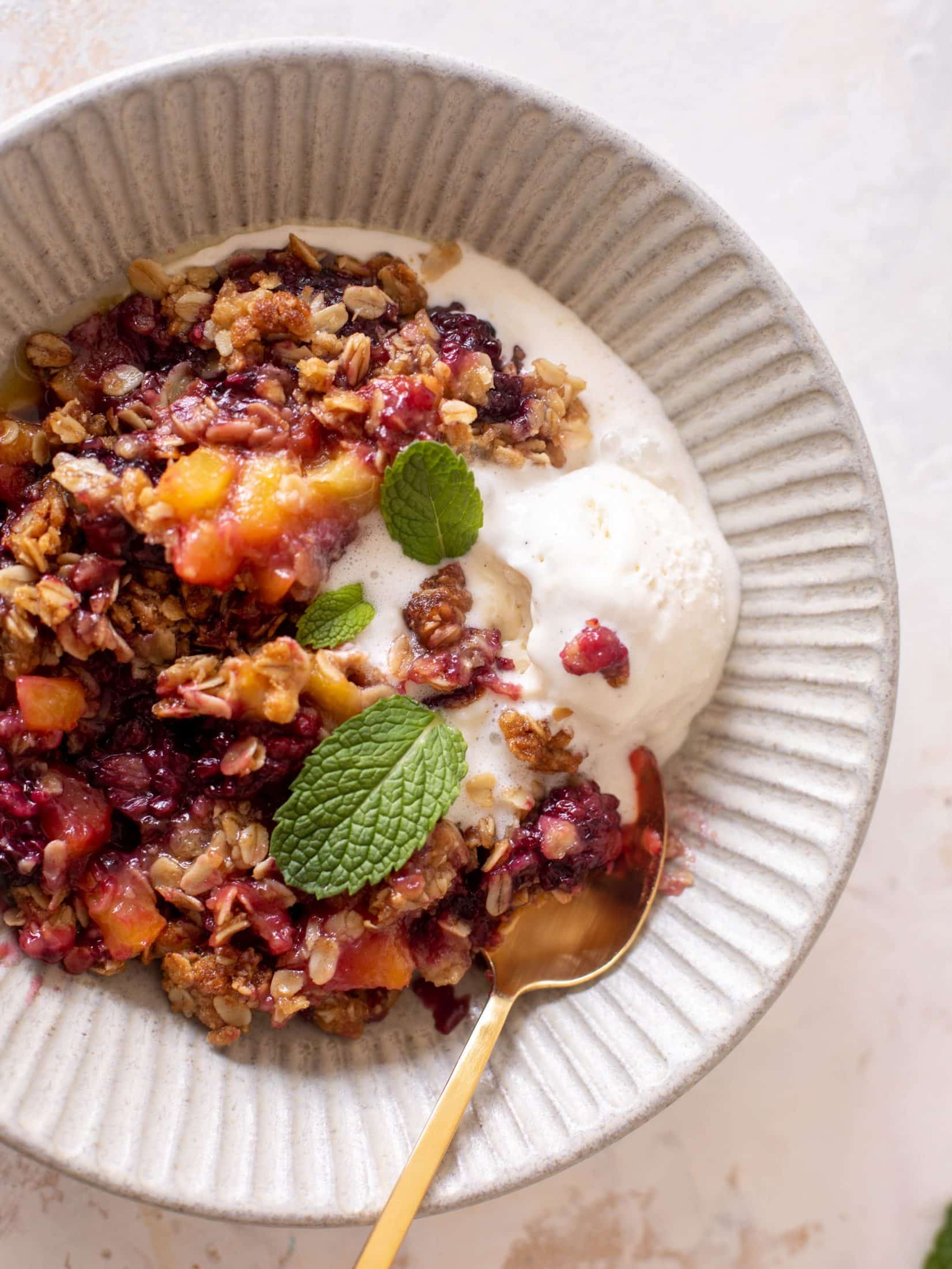 blackberry peach crisp