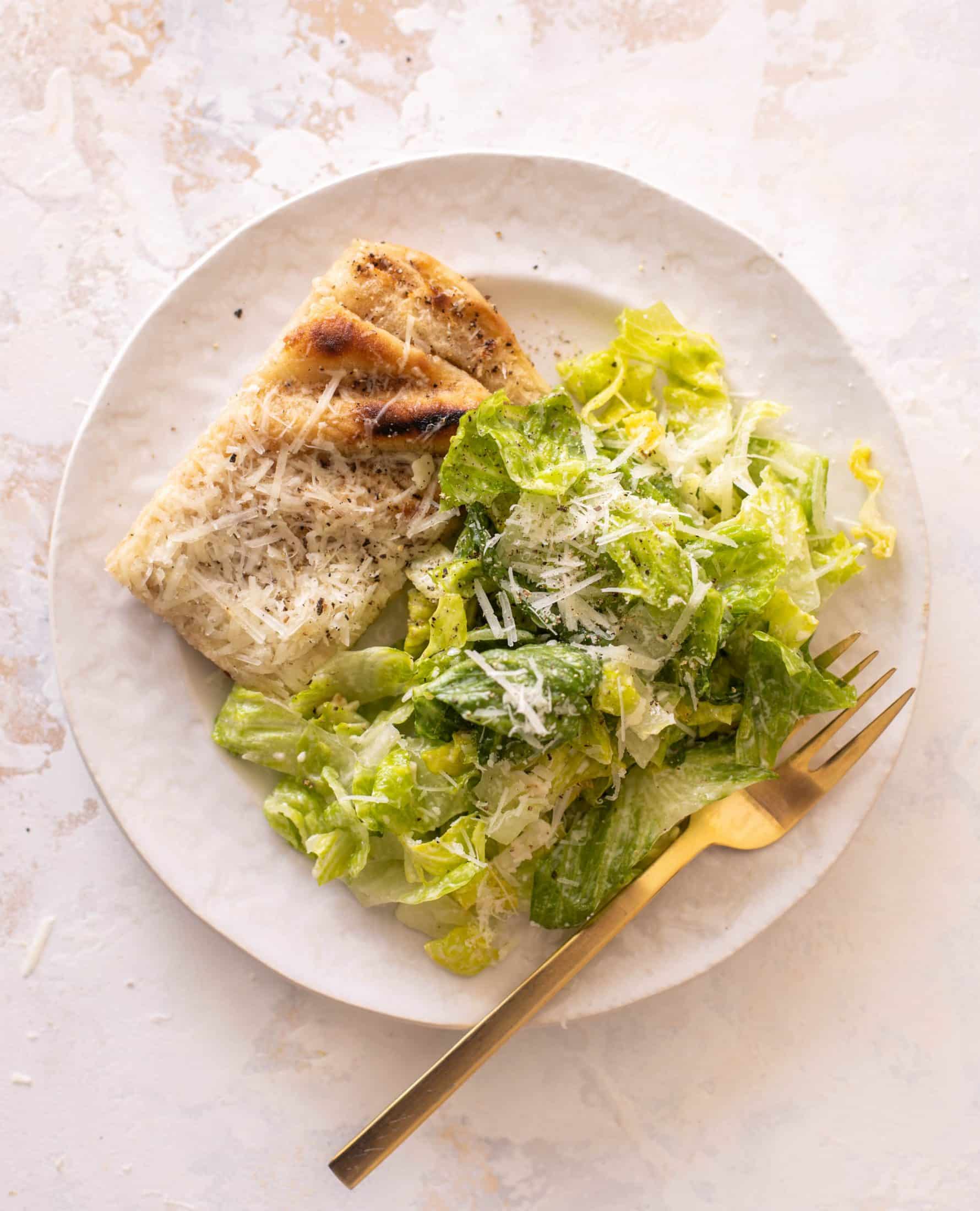 grilled cacio e pepe pizza