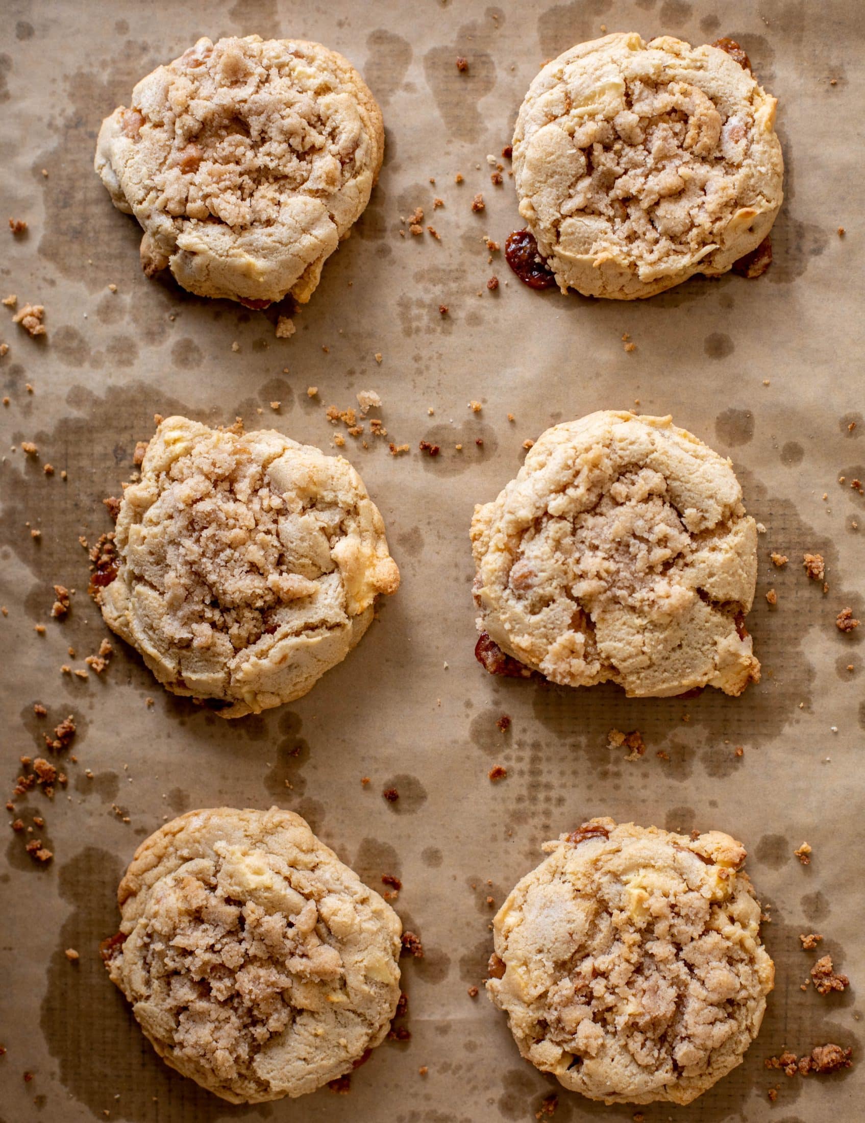 caramel apple crumble cookies