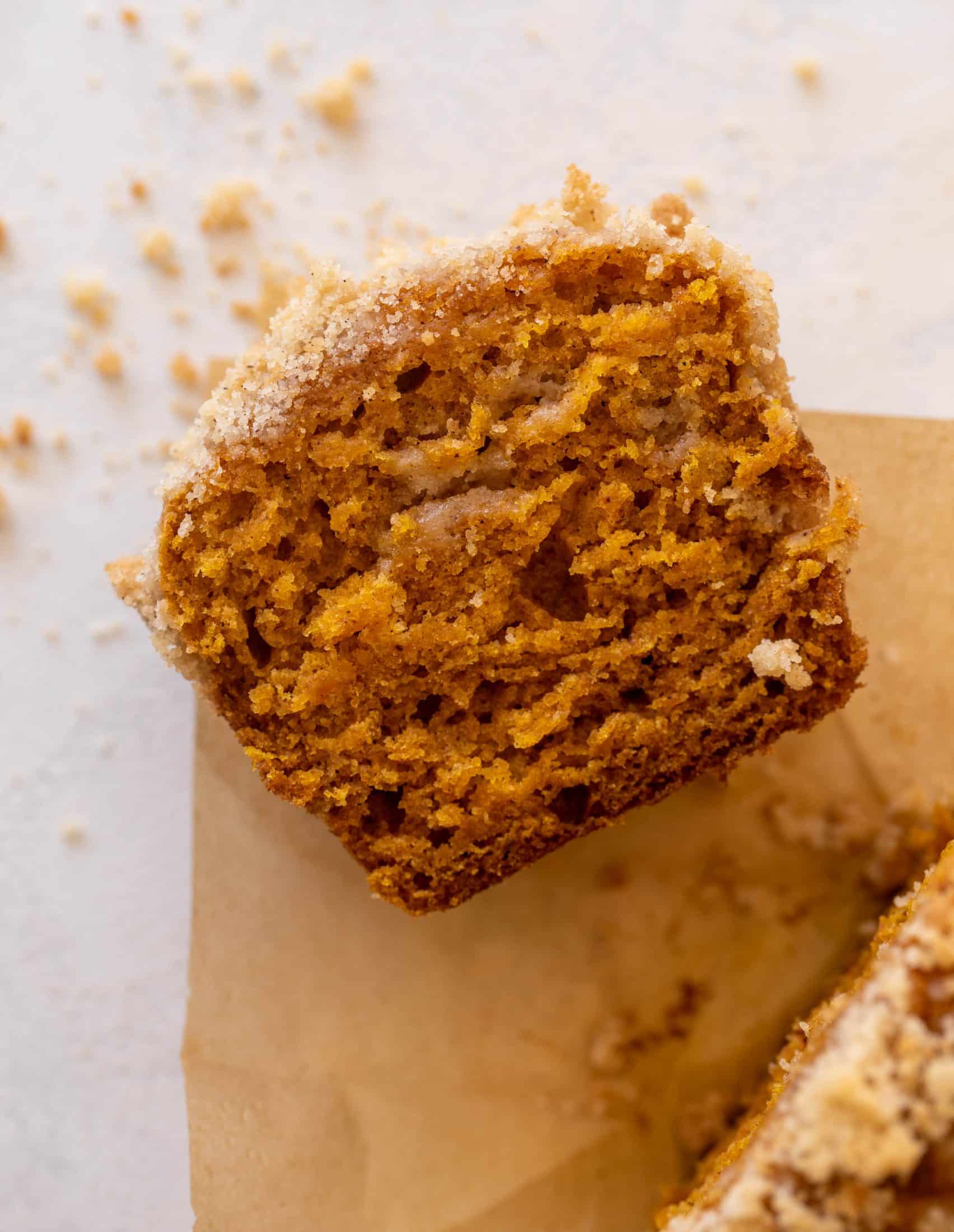 pumpkin coffee cake muffins
